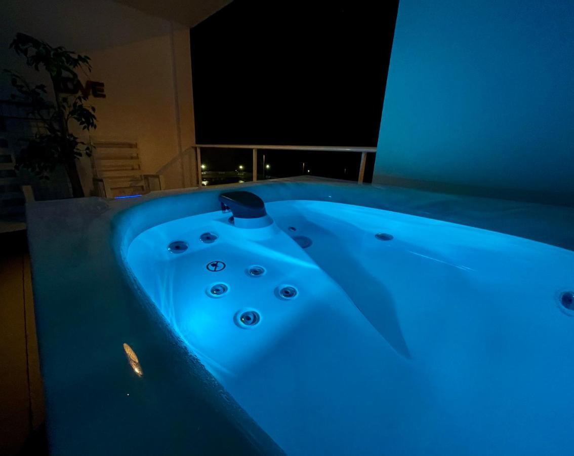 Sailor Lovers - Jacuzzi Fuerteventura Gran Tarajal Eksteriør billede